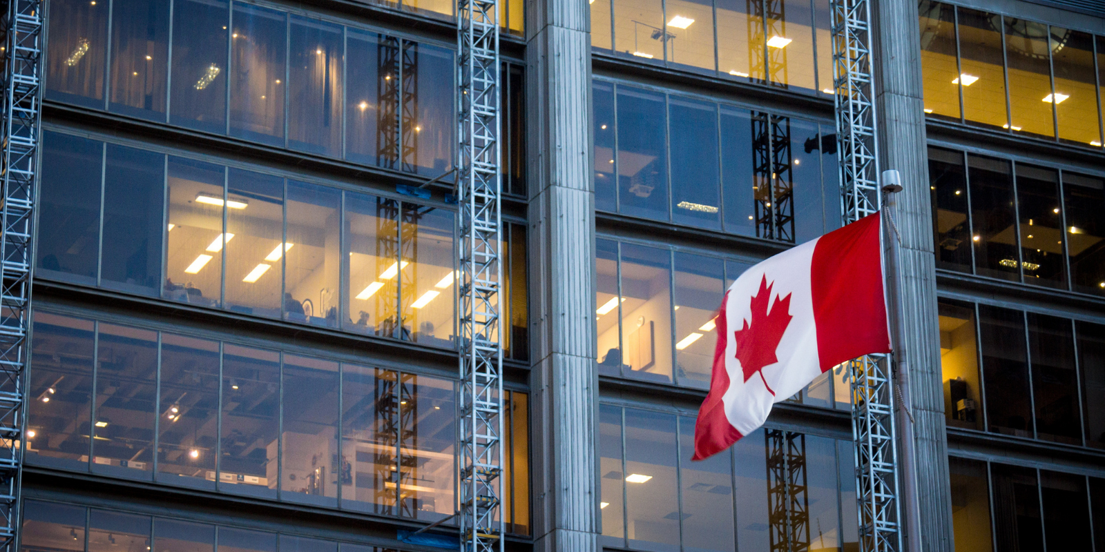 , Pitch & Bridge Canada: International Startup Competition | SLP Canada x INPUT Program