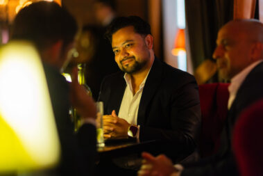 Hangout, Investor Salon