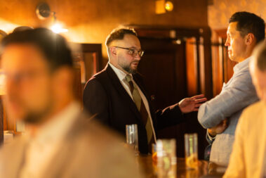 Hangout, Investor Salon