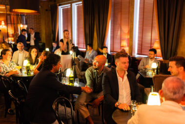 Hangout, Investor Salon