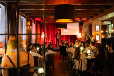 Hangout, Investor Salon