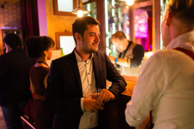 Hangout, Investor Salon